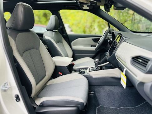 Used 2025 Subaru Forester Premium image 24