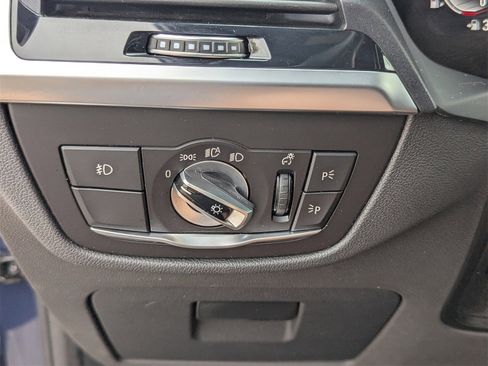 Used 2020 BMW X3 sDrive30i w/ Executive Package image 32