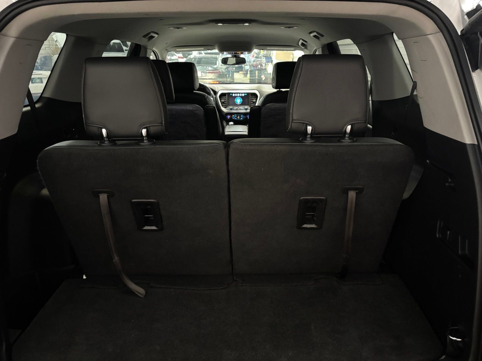 Used 2018 GMC Acadia SLT AWD/4WD image 35