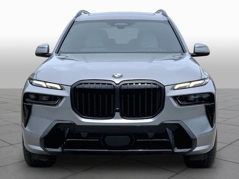 Certified 2025 BMW X7 xDrive40i w/ M Sport Package AWD/4WD image 3