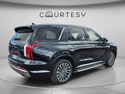 Certified 2024 Hyundai Palisade Calligraphy AWD/4WD image 5