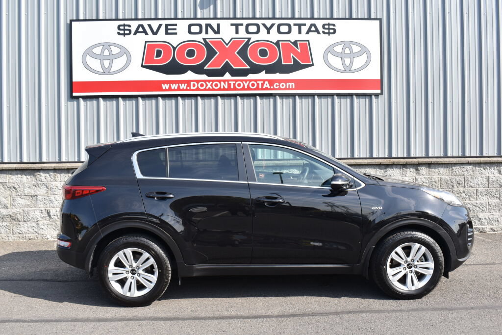 Used 2018 Kia Sportage LX w/ LX Technology Package AWD/4WD image 8