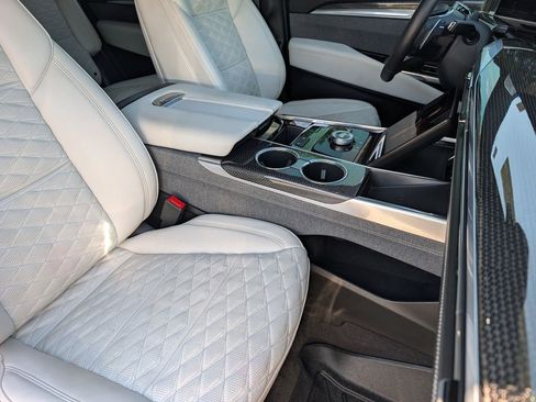 Certified 2025 Cadillac Escalade V AWD/4WD image 24