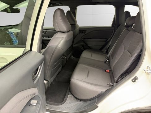Used 2025 Subaru Forester Premium image 13