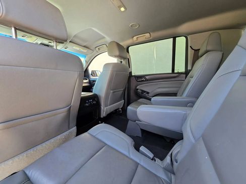 Used 2020 Chevrolet Suburban LT w/ Texas Edition Package RWD image 11