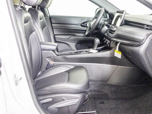 New 2026 Jeep Compass Latitude image 40