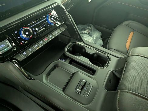 New 2026 GMC Sierra 3500 AT4 w/ AT4 Premium Plus Package image 24