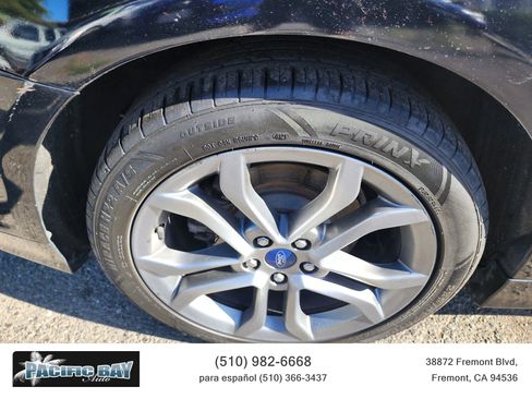 Used 2017 Ford Fusion SE w/ Equipment Group 601A image 24