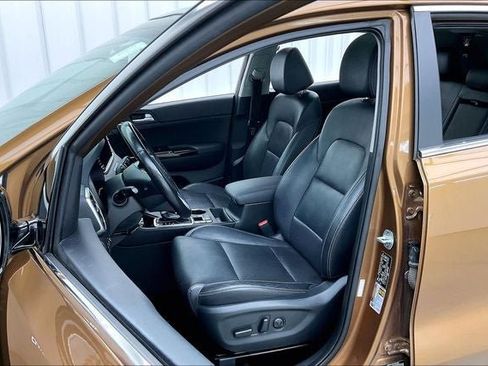 Used 2020 Kia Sportage EX w/ Option Group 15 AWD/4WD image 8