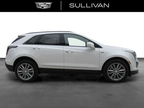 Used 2024 Cadillac XT5 Sportv w/ LPO, Floor Liner Package AWD/4WD image 2