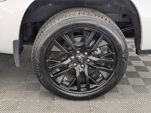 New 2025 Chevrolet Silverado 1500 RST w/ Rally Edition AWD/4WD image 17