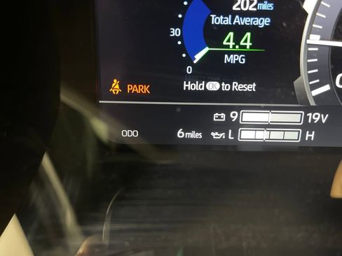 New 2026 Toyota Tundra Limited image 19