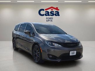 Used 2020 Chrysler Pacifica Touring w/ S Appearance Package image 1