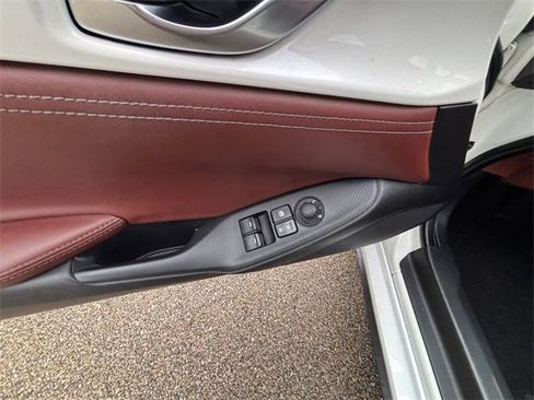 Used 2019 MAZDA MX-5 Miata Grand Touring image 18