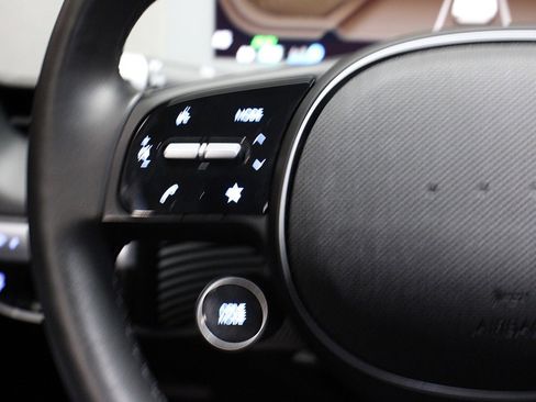 Used 2024 Hyundai Ioniq 5 SEL image 24