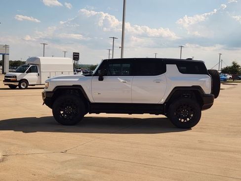 New 2026 GMC Hummer EV SUV AWD/4WD image 4