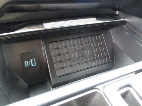 Used 2023 Ford F150 Lariat AWD/4WD image 38