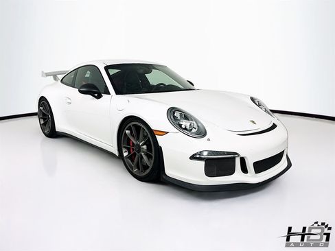 Used 2015 Porsche 911 GT3 RWD image 4