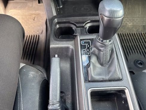 Used 2023 Toyota Tacoma TRD Off-Road w/ Technology Package image 17