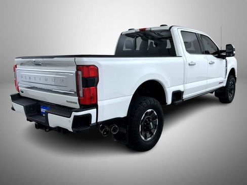 Used 2024 Ford F350 Platinum w/ Tremor Off-Road Package AWD/4WD image 5