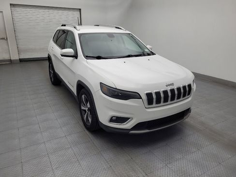 Used 2019 Jeep Cherokee Limited FWD image 13