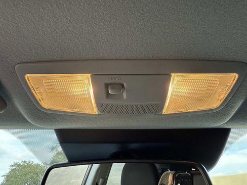 Used 2025 Mitsubishi Outlander Sport ES image 38