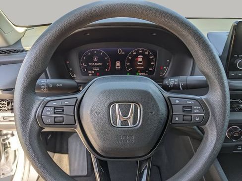 Used 2025 Honda Accord LX image 33