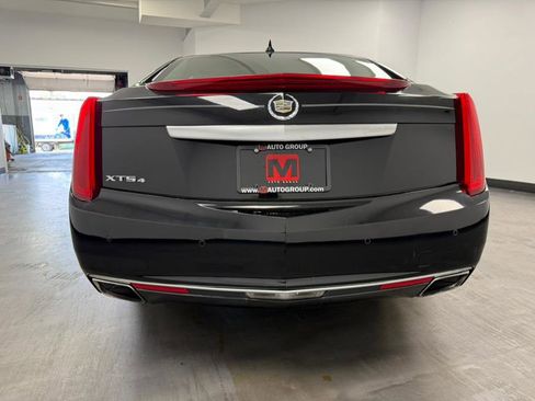 Used 2013 Cadillac XTS Luxury w/ Driver Awareness Package image 7