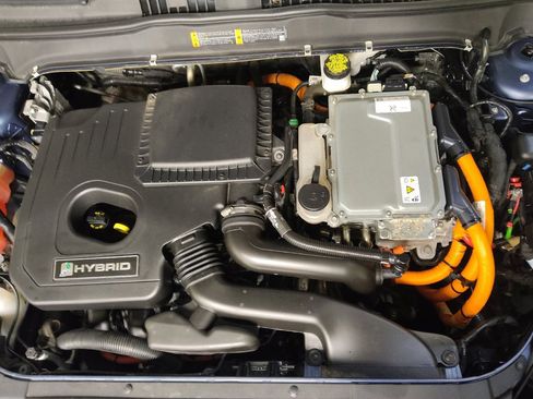 Used 2019 Ford Fusion SE image 30