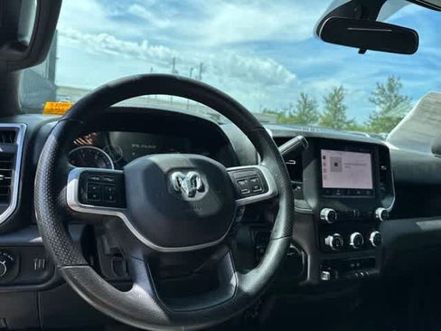 Used 2022 RAM 2500 Big Horn AWD/4WD image 6