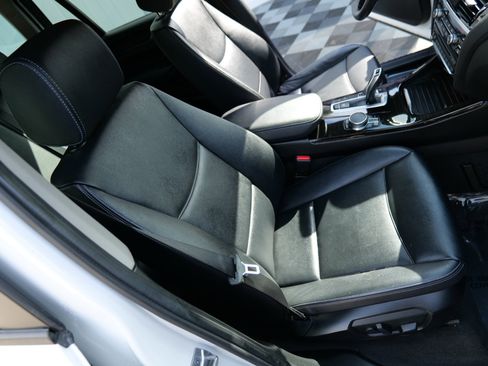 Used 2017 BMW X3 xDrive28i w/ Premium Package image 36