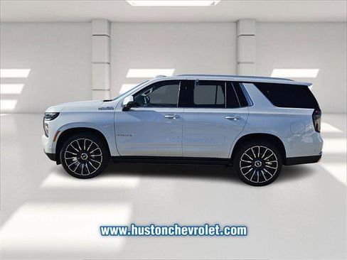 New 2026 Chevrolet Tahoe High Country image 2