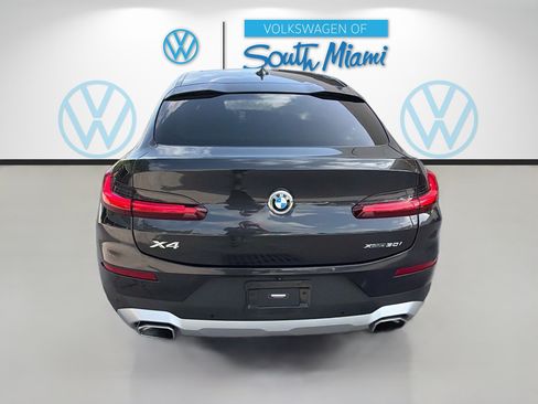 Used 2023 BMW X4 xDrive30i w/ Premium Package AWD/4WD image 6