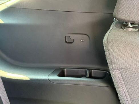 Used 2024 Chevrolet Traverse LT w/ Enhanced Driving Package image 69