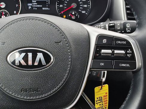 Used 2020 Kia Sorento LX w/ LX I4 Convenience Package FWD image 32