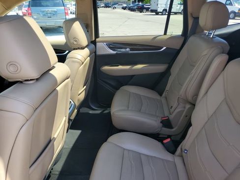 Used 2020 Cadillac XT6 Sport w/ Platinum Package AWD/4WD image 11