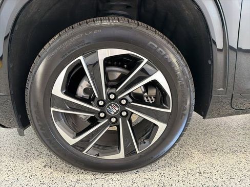 Used 2025 Buick Enclave Sport Touring image 41