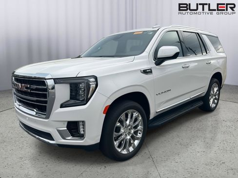 Used 2023 GMC Yukon SLT image 1