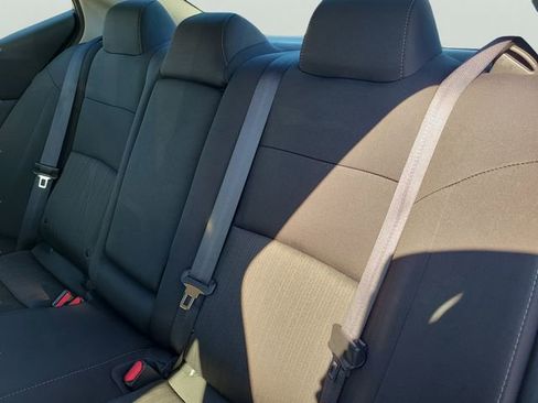 Used 2024 Nissan Altima 2.5 SV image 13