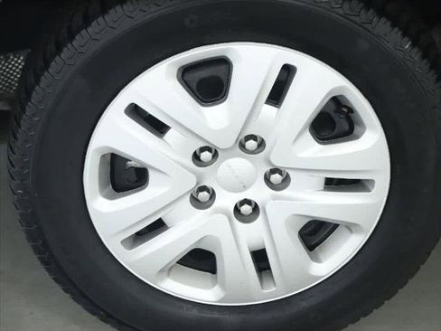 Certified 2019 Dodge Grand Caravan SE FWD image 12
