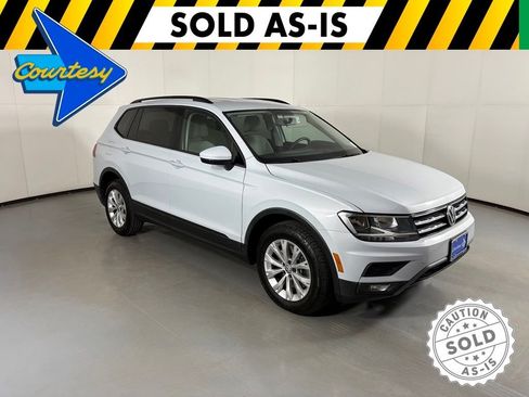 Used 2018 Volkswagen Tiguan S FWD image 2