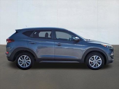 Used 2016 Hyundai Tucson SE w/ Option Group 02 image 6