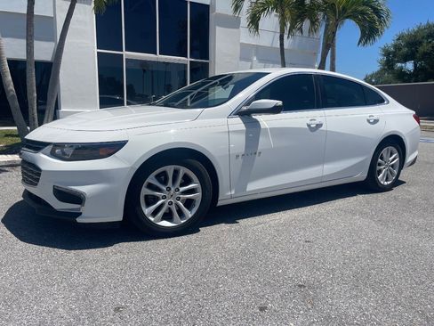 Used 2017 Chevrolet Malibu Hybrid FWD image 1