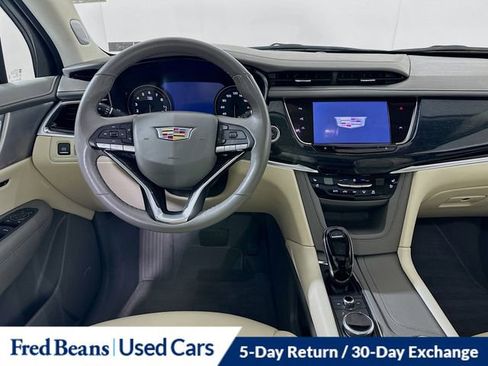 Used 2024 Cadillac XT6 Premium Luxury w/ Technology Package image 26