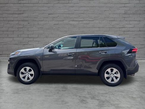 Used 2024 Toyota RAV4 LE AWD/4WD image 4