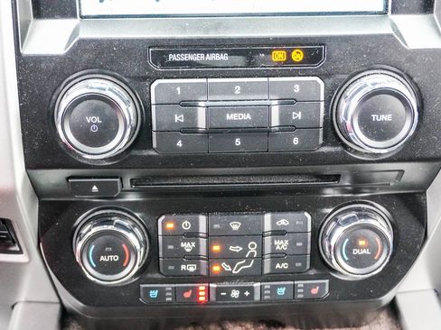 Used 2018 Ford F350 Lariat w/ Lariat Ultimate Package image 31