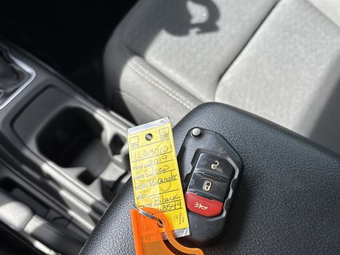 Used 2019 Jeep Wrangler Unlimited Sport S AWD/4WD image 31