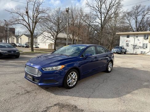 Used 2013 Ford Fusion SE FWD image 3