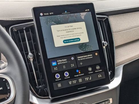 Certified 2025 Volvo XC90 B5 Core w/ Protection Package Premier image 29