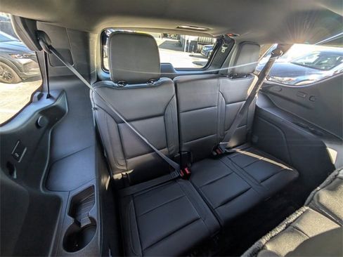 Used 2021 Chevrolet Tahoe Z71 w/ Z71 Signature Package image 17